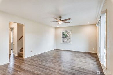 6841 S Wapato St, Tacoma, WA 98409 - photo 4