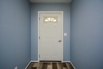 30810 Mckinney Dr, Tomball, TX 77375 - photo 6