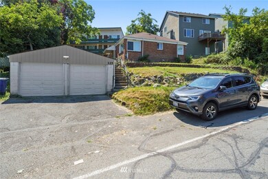 125 Hayes Place SW unit 1&2, Renton, WA 98057 - photo 2