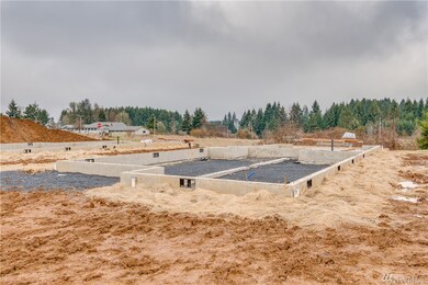 604 Roundtree Blvd, Winlock, WA 98596 - photo 2