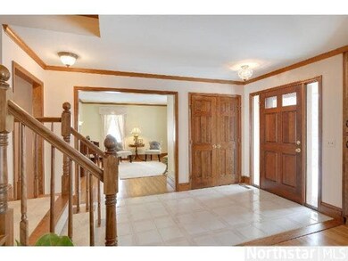 18090 Covington Rd, Minnetonka, MN 55345 - photo 2