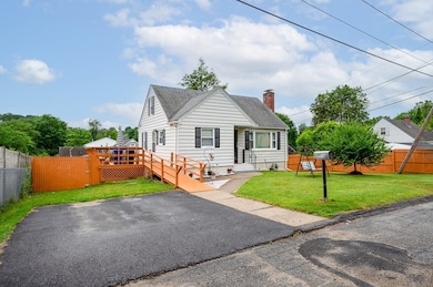 96 Calumet Ave, Worcester, MA 01606 - photo 2