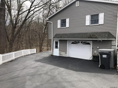 7 Mann Dr, Castleton On Hudson, NY 12033 - photo 3