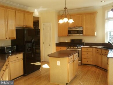 23604 Cornerstone Ln, Damascus, MD 20872 - photo 2