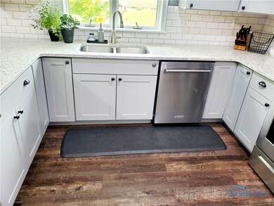 TILE FLOORING