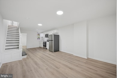 183 W Logan St, Philadelphia, PA 19144 - photo 5