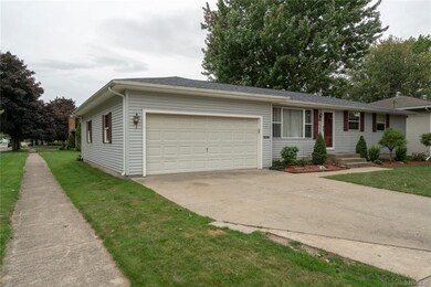 803 Remington Dr, North Tonawanda, NY 14120 - photo 2