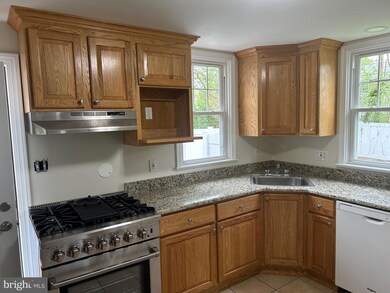 555 Marietta Ave, Swarthmore, PA 19081 - photo 3