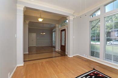 9107 Woodwind Lakes Dr, Houston, TX 77040 - photo 7