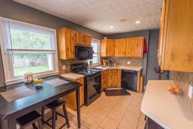 1352 Pauline Ave, Columbus, OH 43224 - photo 7