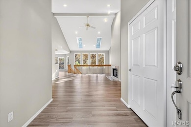 16012 Canterbury Estates Dr, Ellisville, MO 63021 - photo 5