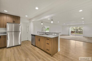 252 W 1st S, Rexburg, ID 83440 - photo 5