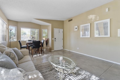 6086 N Applesauce Ct, Tucson, AZ 85741 - photo 4