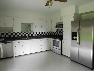 309 Crestview Dr, Bentonville, AR 72712 - photo 5