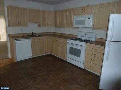 15 Philips Ct, Sewell, NJ 08080 - photo 5