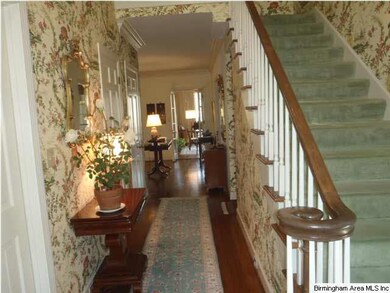 Two story entrance. From the entrance you can ente