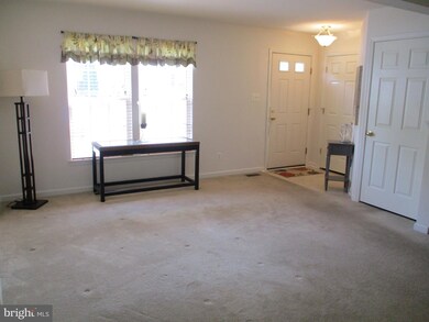 171 Maple Ave unit 8, Coatesville, PA 19320 - photo 3