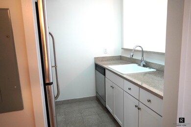 2132 2nd Ave unit 4C, New York, NY 10029 - photo 2
