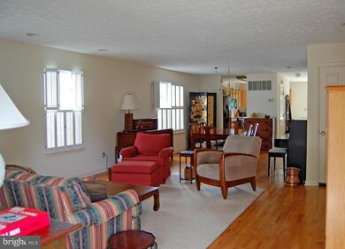 921 Wells Ave, Annapolis, MD 21403 - photo 6