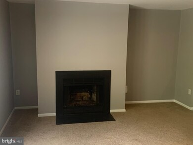 80 Ashlar Hill Ct, Parkville, MD 21234 - photo 4