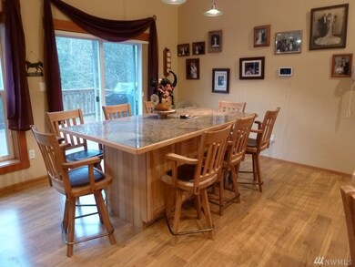 207 Burnett Rd, Winlock, WA 98596 - photo 7