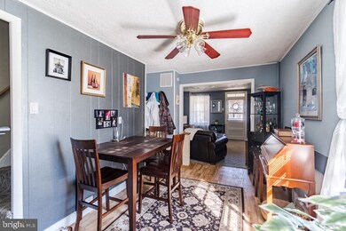 442 Franklin St, Alburtis, PA 18011 - photo 4