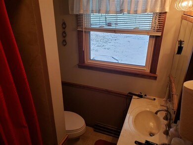 1026 Sunset Dr, Logansport, IN 46947 - photo 2