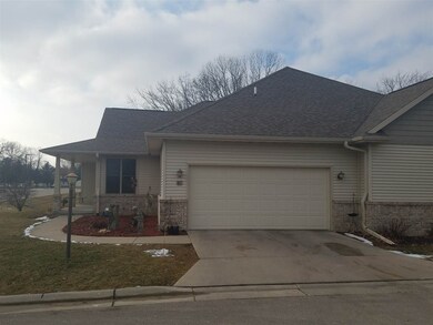 61 Berdella Ct unit 61, Cross Plains, WI 53528 - photo 3
