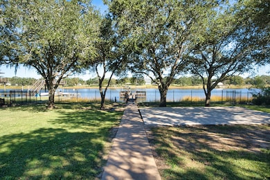 Double Lot, 100' of Riverfront. Fully Fenced!