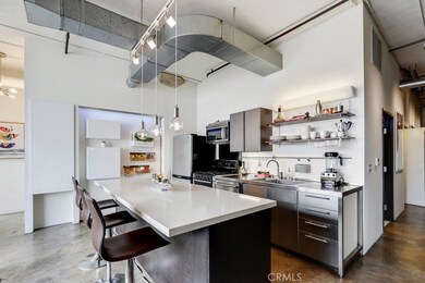 Textile Building Lofts unit 806, Los Angeles, CA 90014 - photo 4