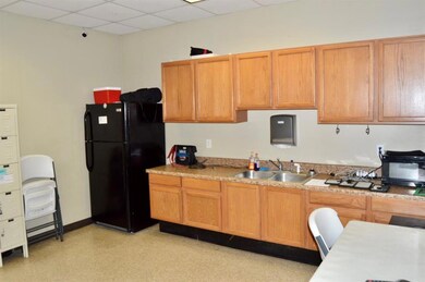 Kitchen/Break Area