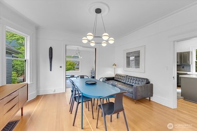 109 11th Ave E, Seattle, WA 98102 - photo 5