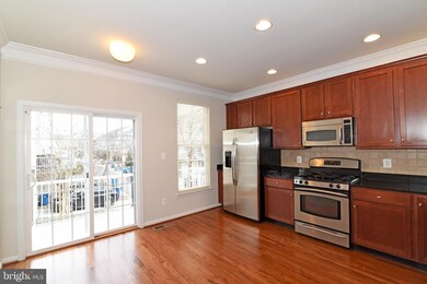 42836 Sykes Terrace, Chantilly, VA 20152 - photo 7