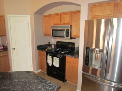 Kitchen1 (2)
