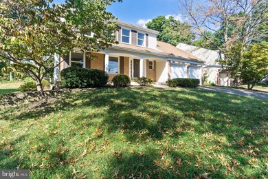 13465 Stream Valley Dr, Chantilly, VA 20151 - photo 2