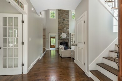 9 Eleanor Ln, Charlton, MA 01507 - photo 2