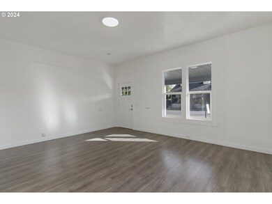 230 SW Morgan St, Sheridan, OR 97378 - photo 7