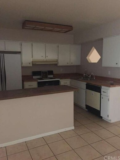 1060 N Lovekin Blvd unit 7, Blythe, CA 92225 - photo 3