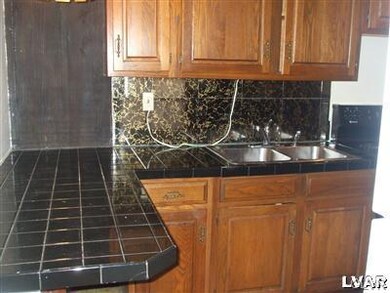 2339 S 5th St unit 1, Allentown, PA 18103 - photo 3