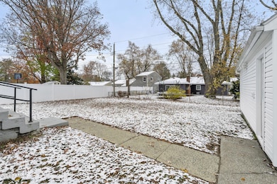 6-web-or-mls-22-hanifin-ave