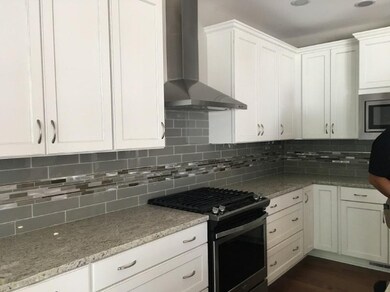 WW-03-046 Kitchen Backsplash