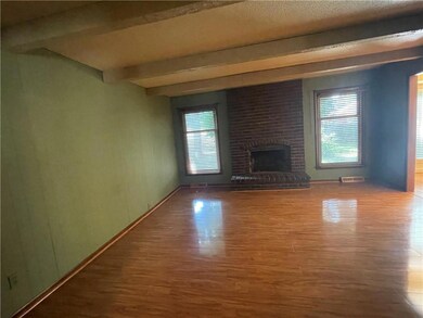 817 NW 13th St, Blue Springs, MO 64015 - photo 4