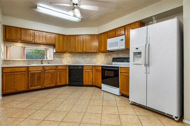 16743 Summer Dew Ln, Houston, TX 77095 - photo 5