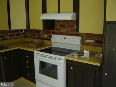 7503 Purdue Ct unit 14, Manassas, VA 20109 - photo 4