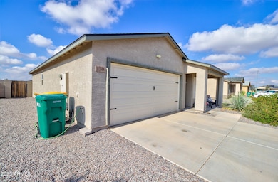 130 S Seneca Dr, Eloy, AZ 85131 - photo 3