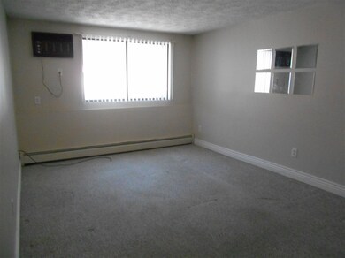 535 Calef Rd unit 4, Manchester, NH 03103 - photo 6