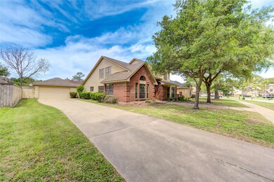 8051 Pine Falls Dr, Houston, TX 77095 - photo 4