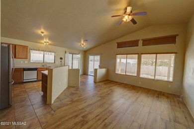 2928_living1