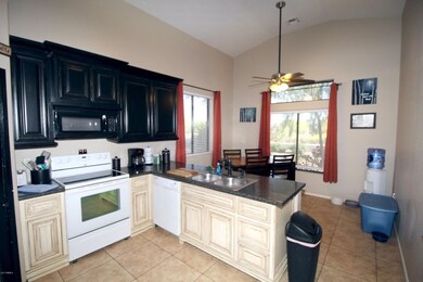 Kitchen_4