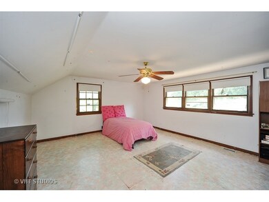 2527 Happy Hollow Rd, Glenview, IL 60026 - photo 6